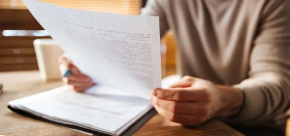 دفتر مورد تایید سفارت اتریش